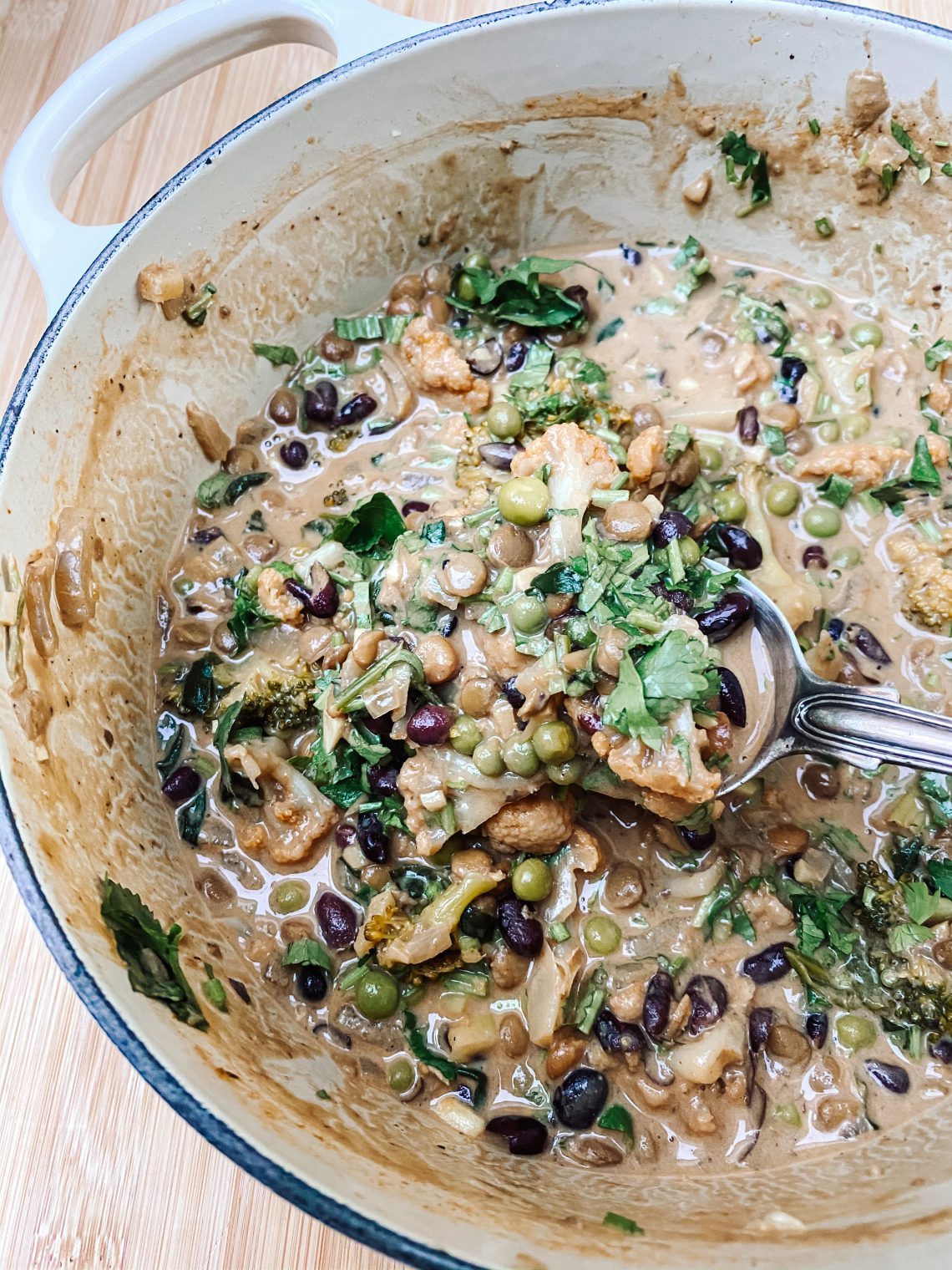 Spicy Cauliflower, Broccoli and Green Pea Stew with Spinach, Ginger