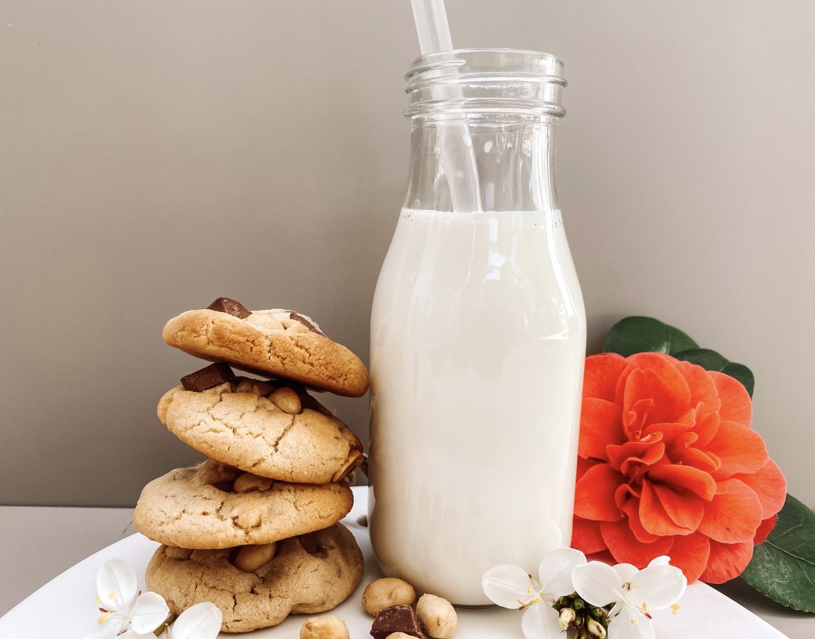 Photograph of Peanut Butter and Milk Chocolate Cookies with Salted Peanuts