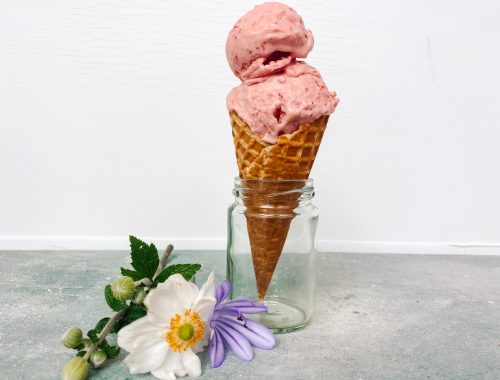 Photograph of Strawberry Ice Cream - No Churn