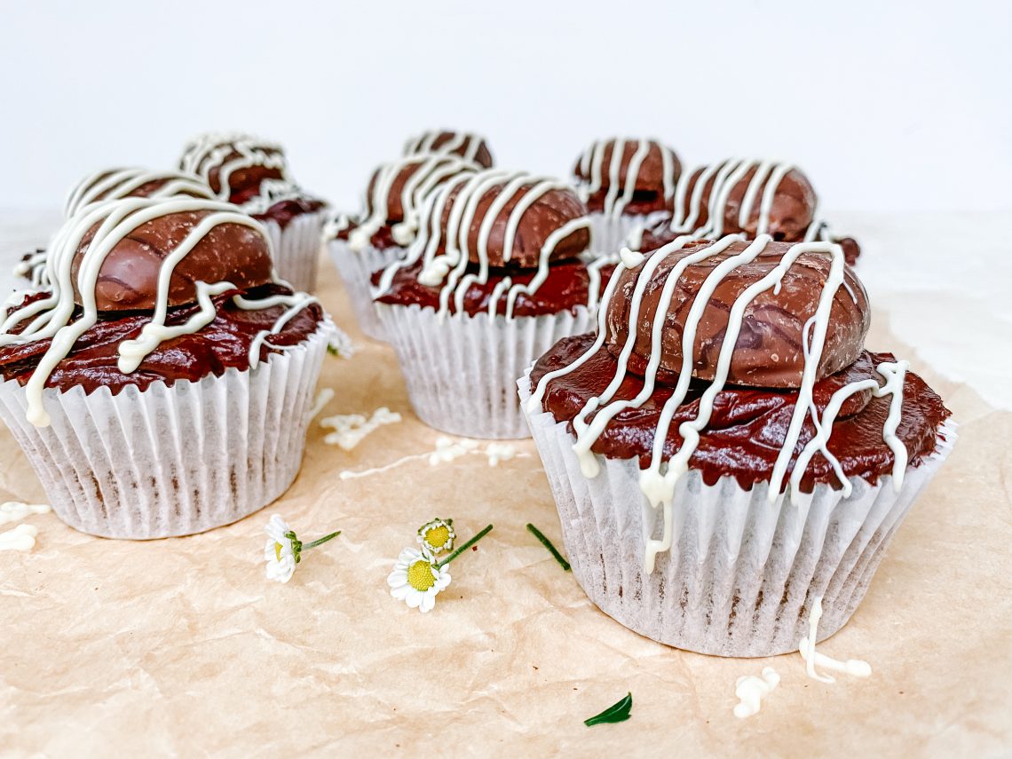 Photograph of Lebkuchen Cupcakes with Salted Whipped Chocolate Ganache