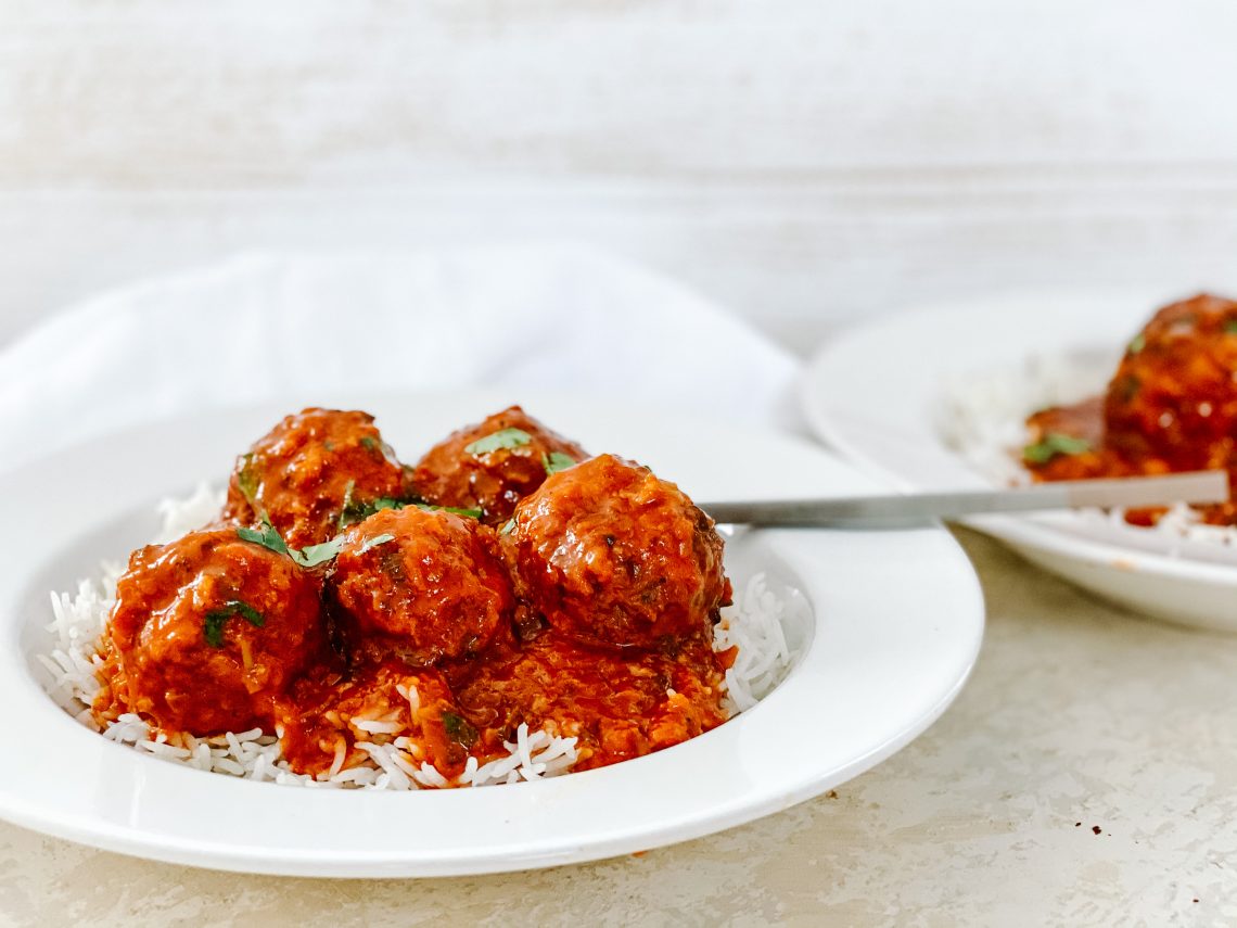 Photograph of Lamb Kofta Meatballs served in a Coconut and Tomato Sauce
