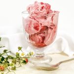 Strawberry Ripple Ice Cream – No-churn