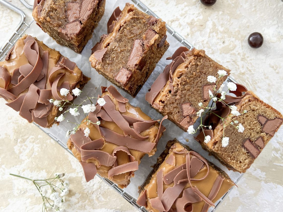 Photograph of Coffee Blondies with Brown Butter, Chunks of Milk Chocolate and a Coffee Glaze